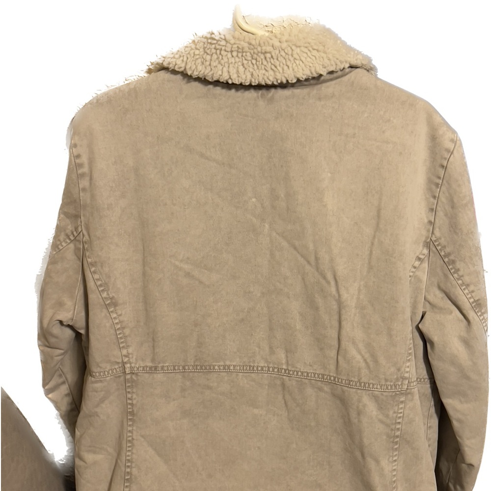 NWT!! Levi Strauss & Co. Women Sherpa lined Trucker Jacket - Picture 3 of 15